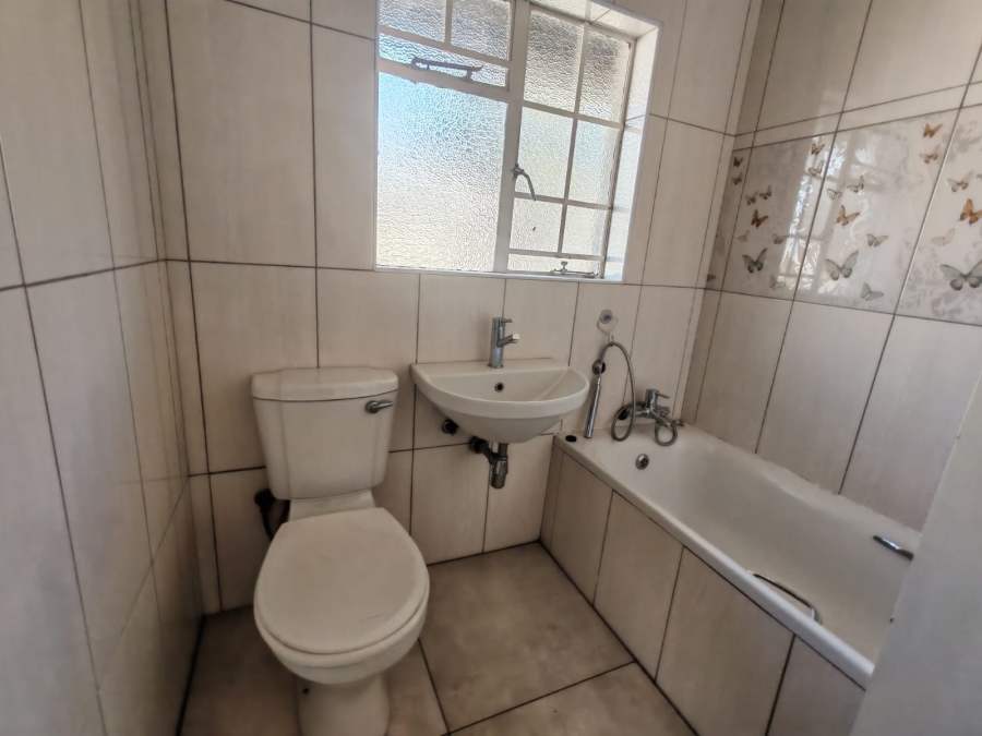 3 Bedroom Property for Sale in Vaalpark Free State